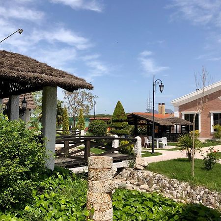 Hotel Agroturizem Eldi Fier Exterior foto