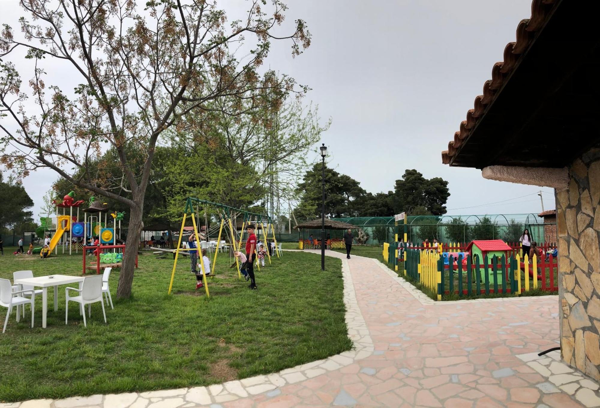 Hotel Agroturizem Eldi Fier Exterior foto