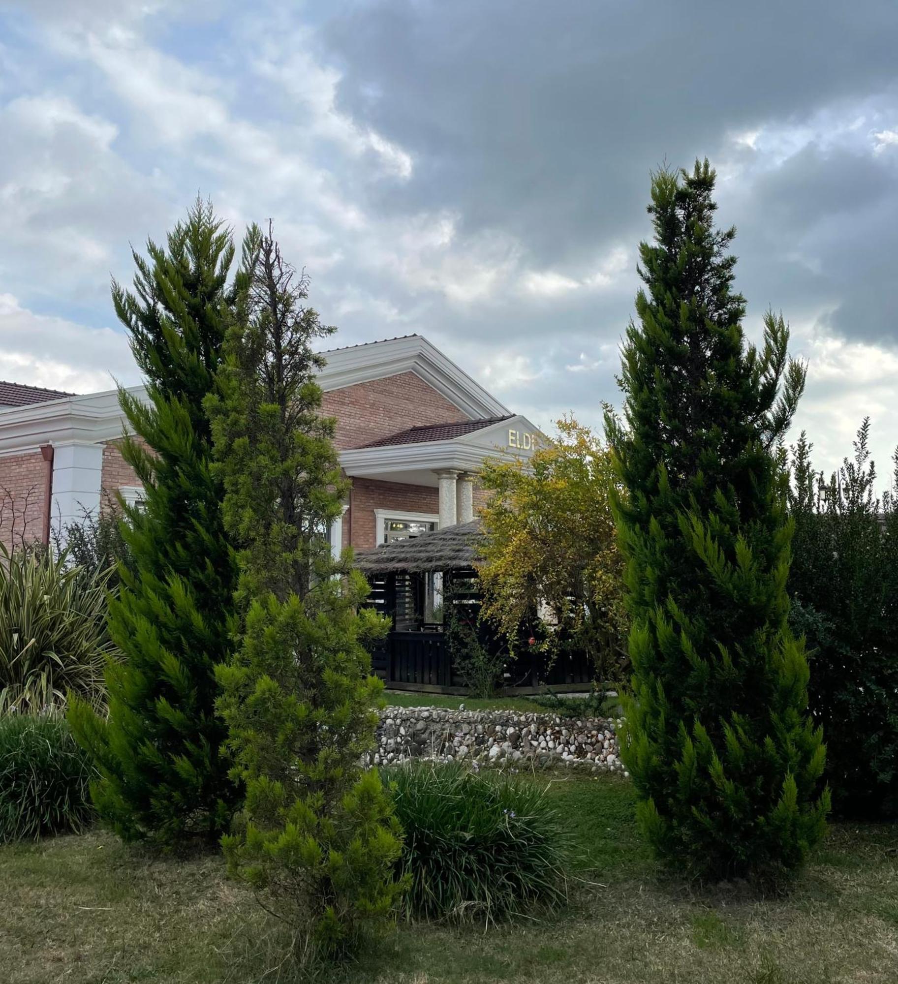 Hotel Agroturizem Eldi Fier Exterior foto